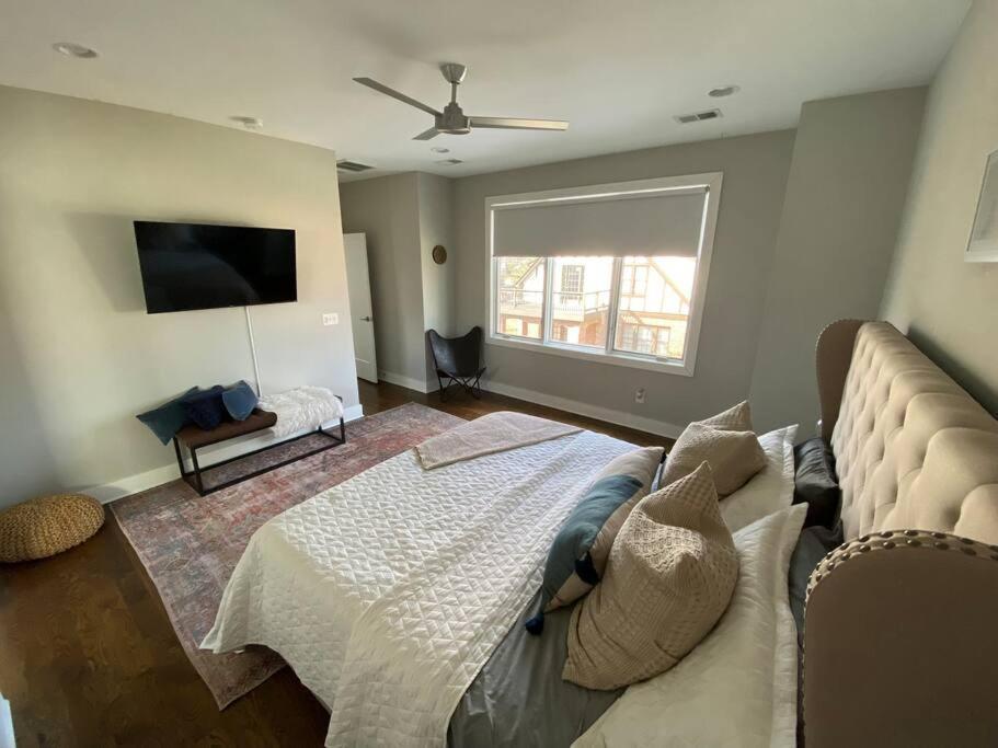 Modern Luxury Rooftop Deck, 3 Mi To Downtown ناشفيل المظهر الخارجي الصورة