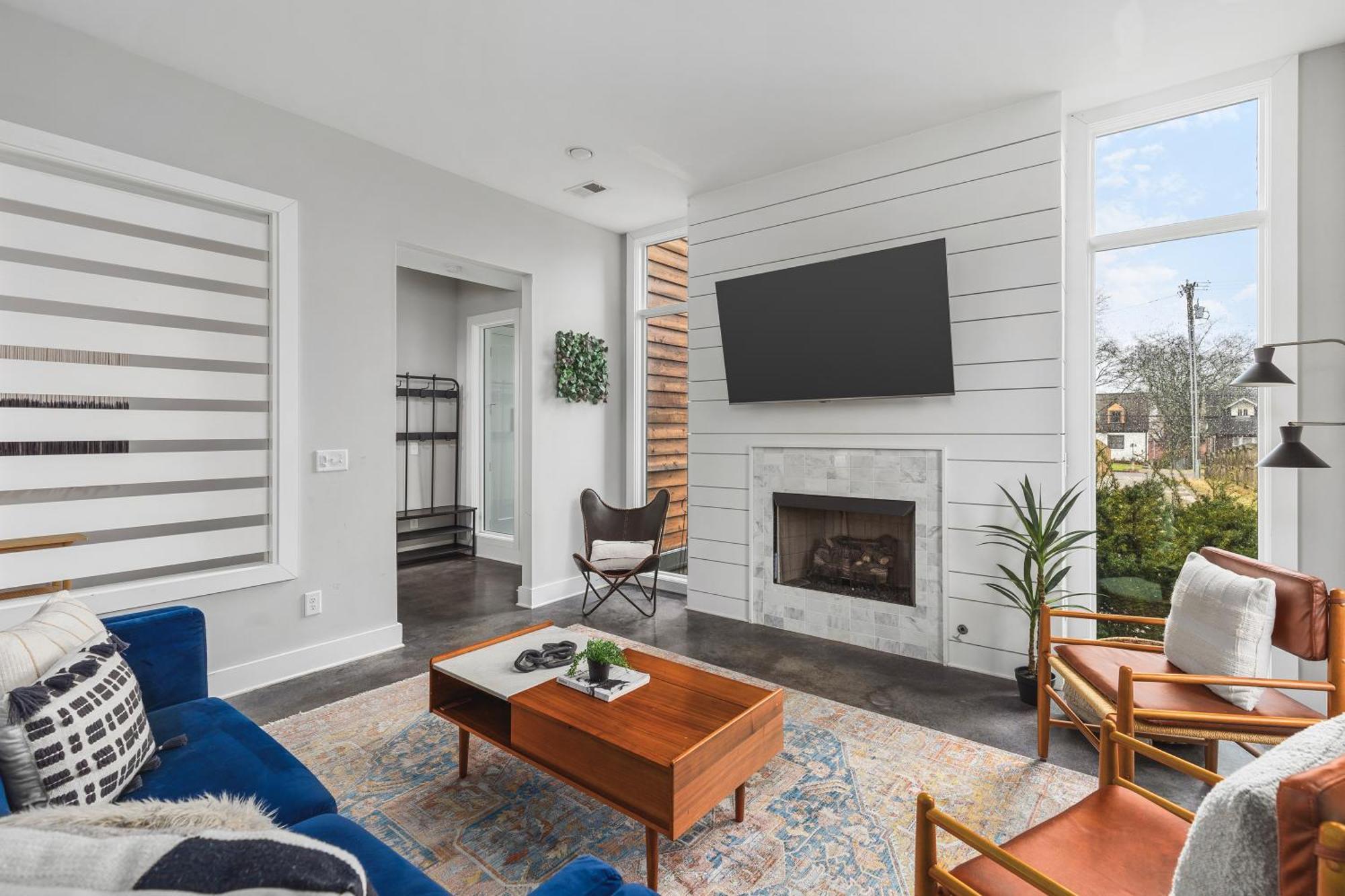 Modern Luxury Rooftop Deck, 3 Mi To Downtown ناشفيل المظهر الخارجي الصورة
